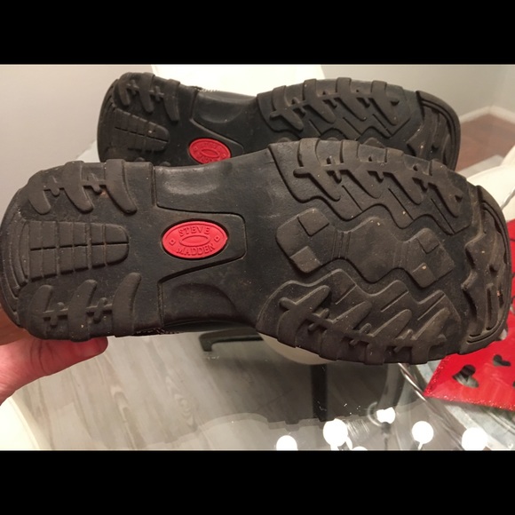 Like New Steven Madden Black Leather Sz 8.5 - Picture 6 of 8